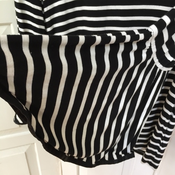 Maette Black & White Striped Bell Sleeve Top - Picture 12 of 15